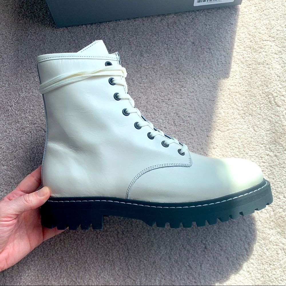 NWT Thursday Boot Company Women’s White Combat Boots, Size 7,5